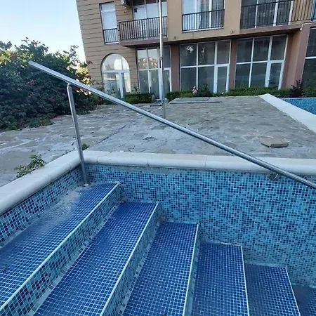 Sanny View South- студия мир авангарда