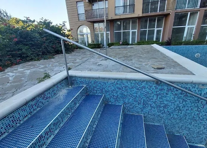 Sanny View South- студия мир авангарда